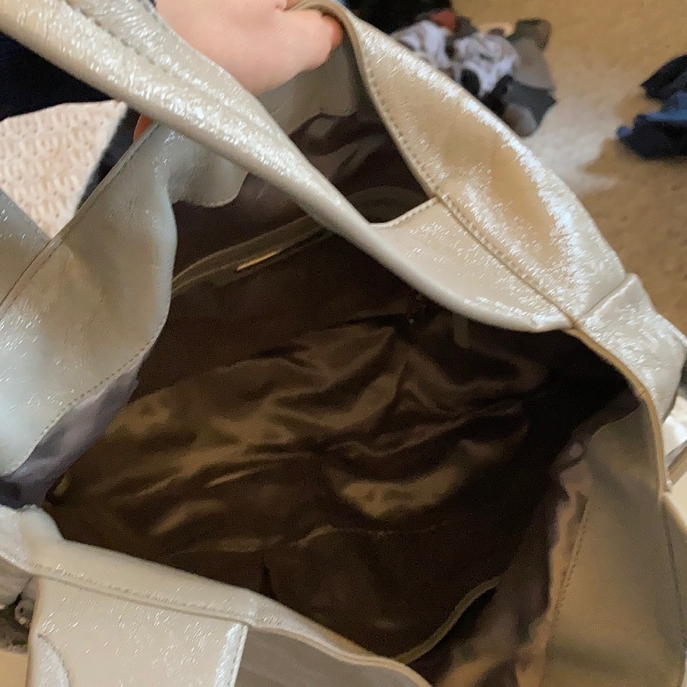 Grey Patent Leather bag - Picture 7 of 10